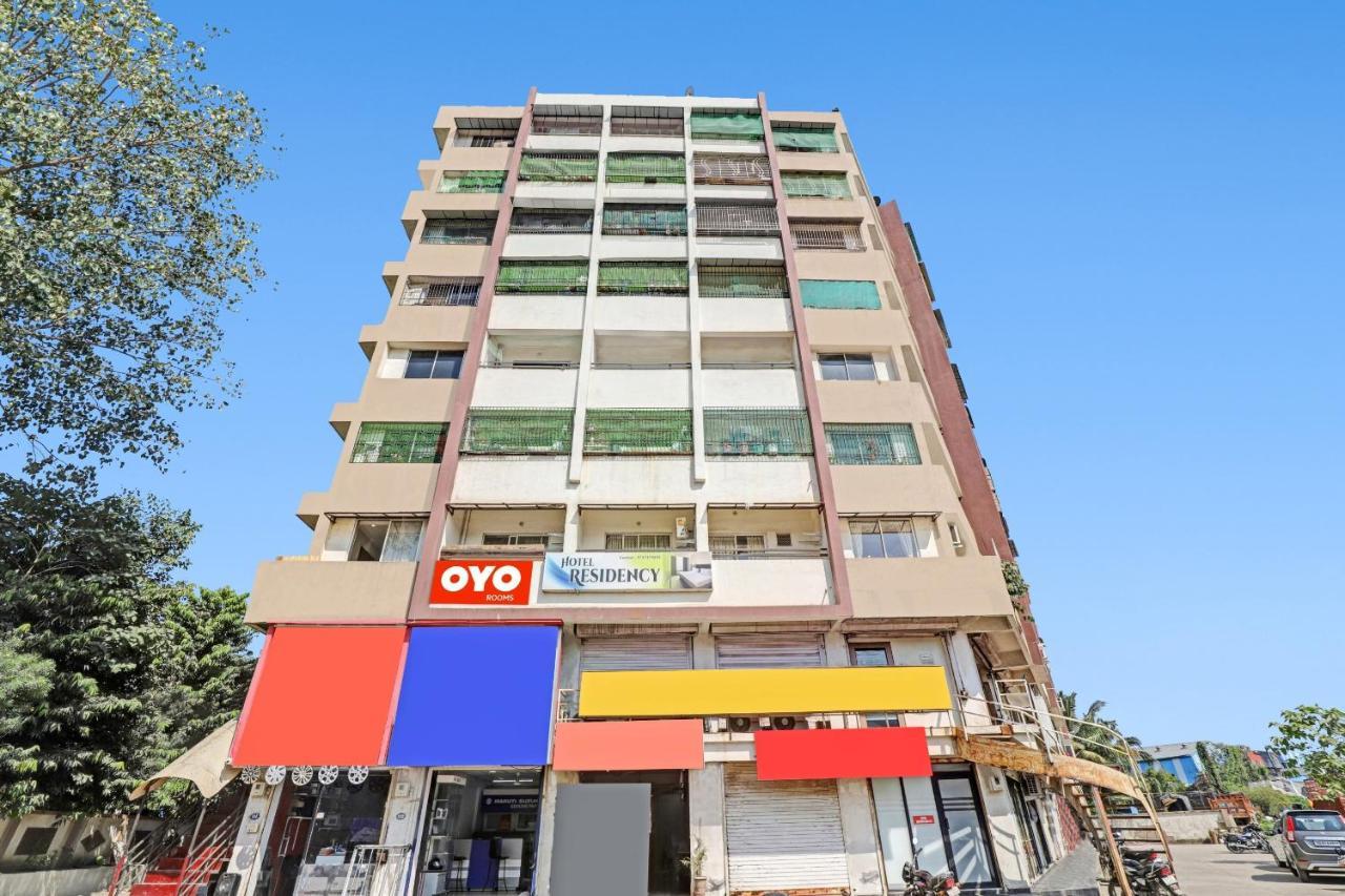 Oyo Flagship Hotel Residency Silvassa Exterior foto